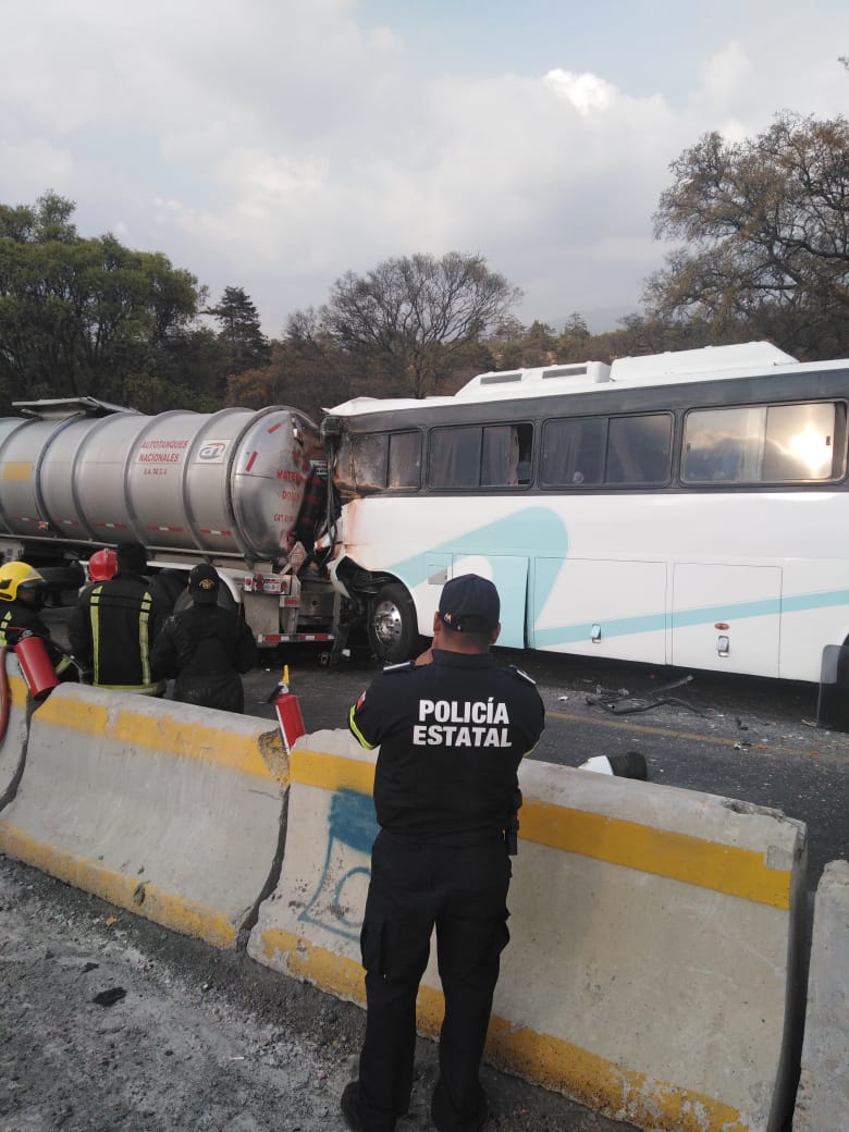 37 lesionados por choque en Ixtapaluca